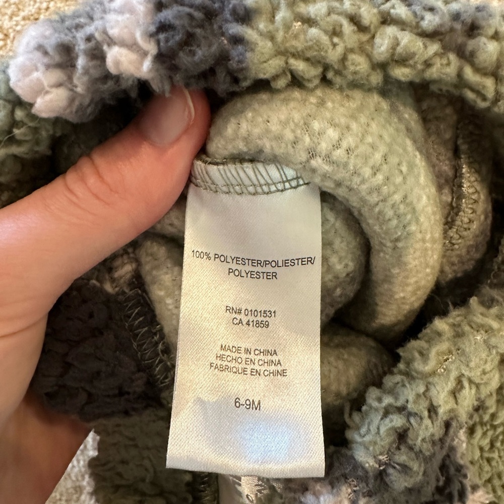 Disney Baby Green and Black Fleece Outfit - Picture 16 of 16